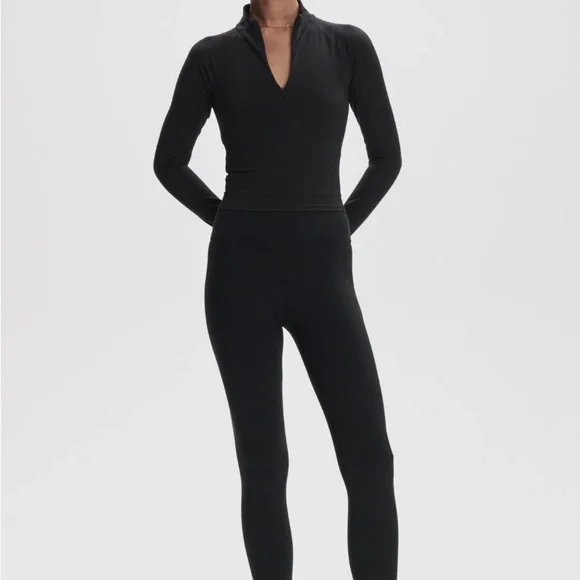 Helena Mid Layer - Picture 4 of 11